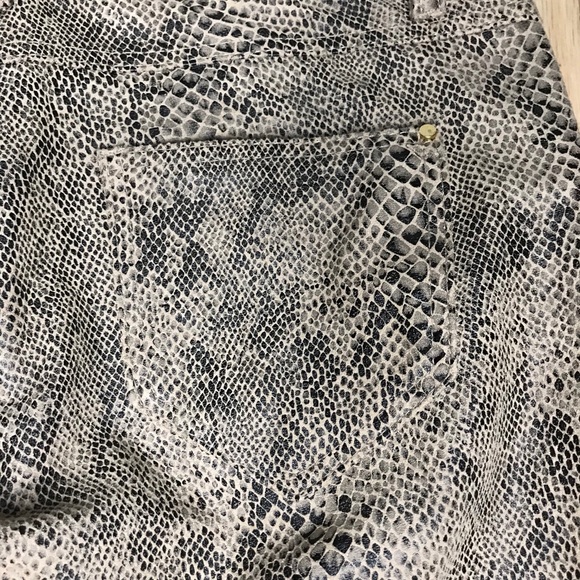 ZARA snake print skinny pants - Picture 3 of 4